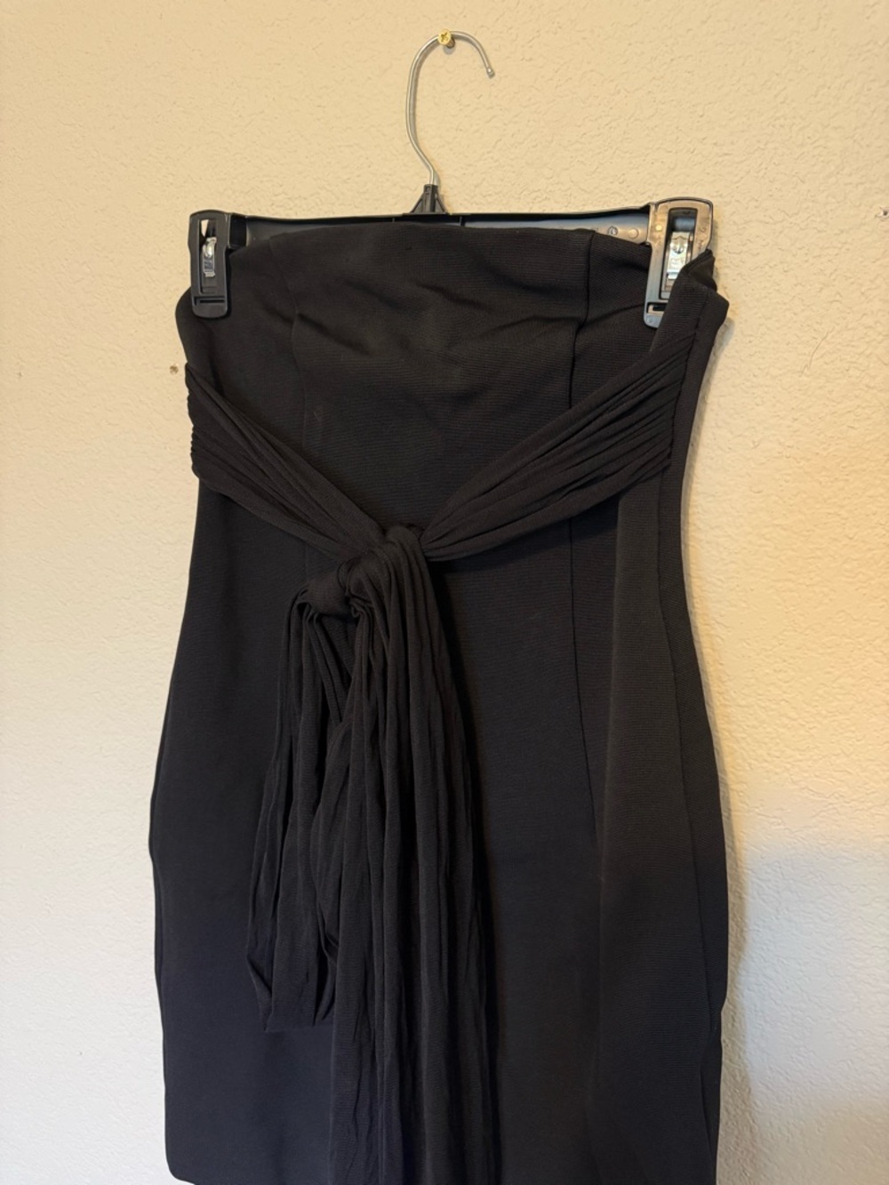 Diane Von Furstenberg | Black Stretch Knit Structured Sash Mini Dress - 2 - Picture 3 of 6